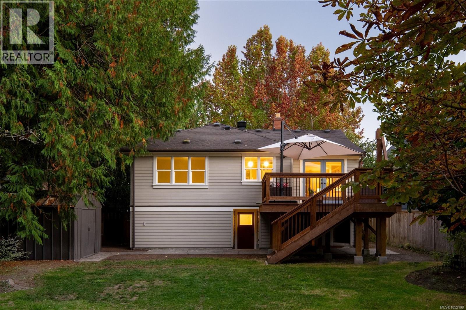1692 Chandler Ave - 34