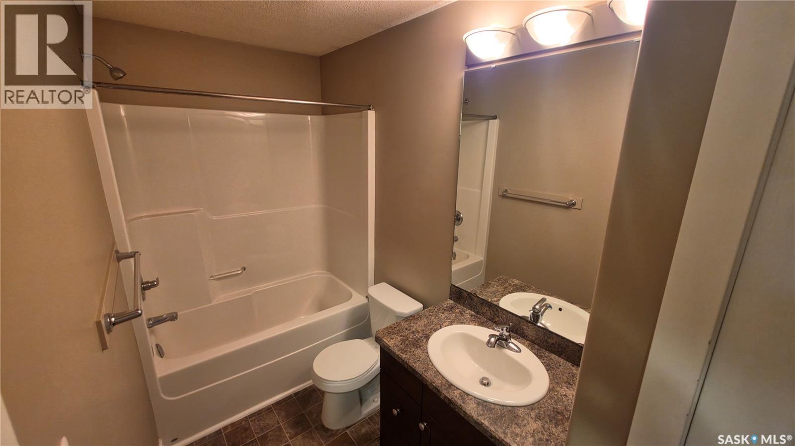 139 St John STREET N, Regina — photo 11