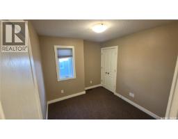 Kitchen/Dining room - 139 St John Street N, Regina, SK S4R2V8 Photo 9