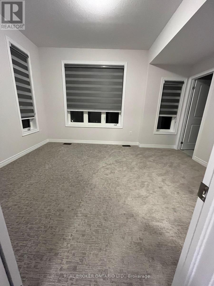 100 Hollywood Court — photo 21