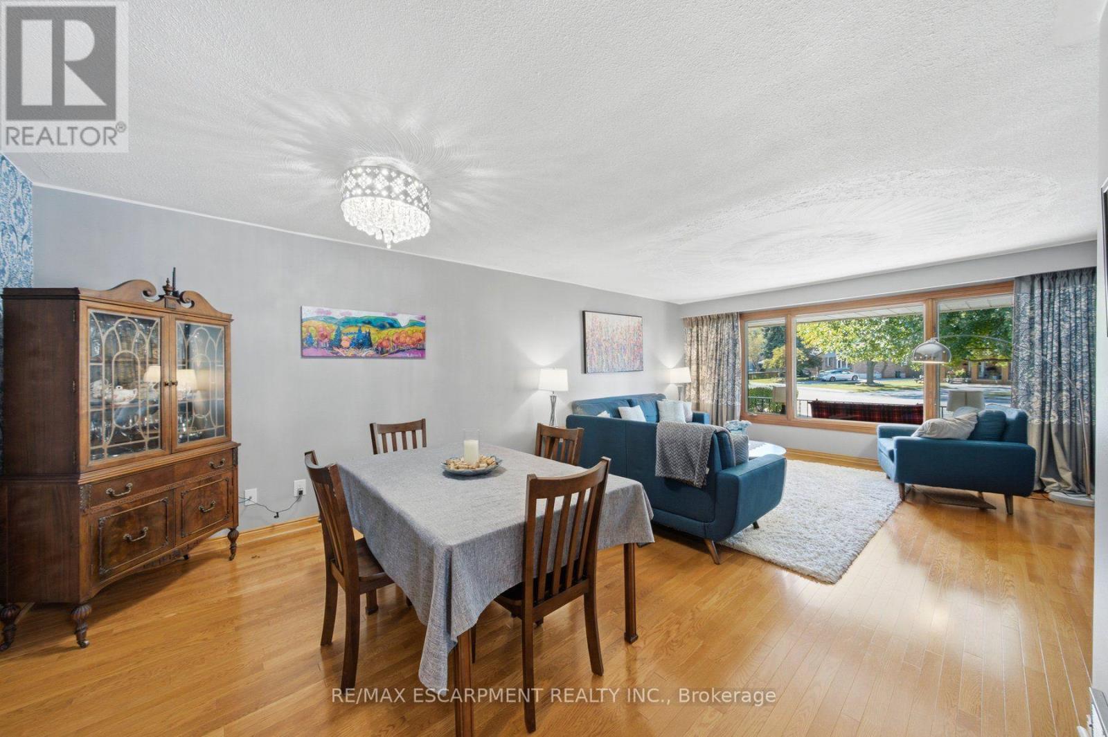 16 Redwood Court, Hamilton, ON photo 13
