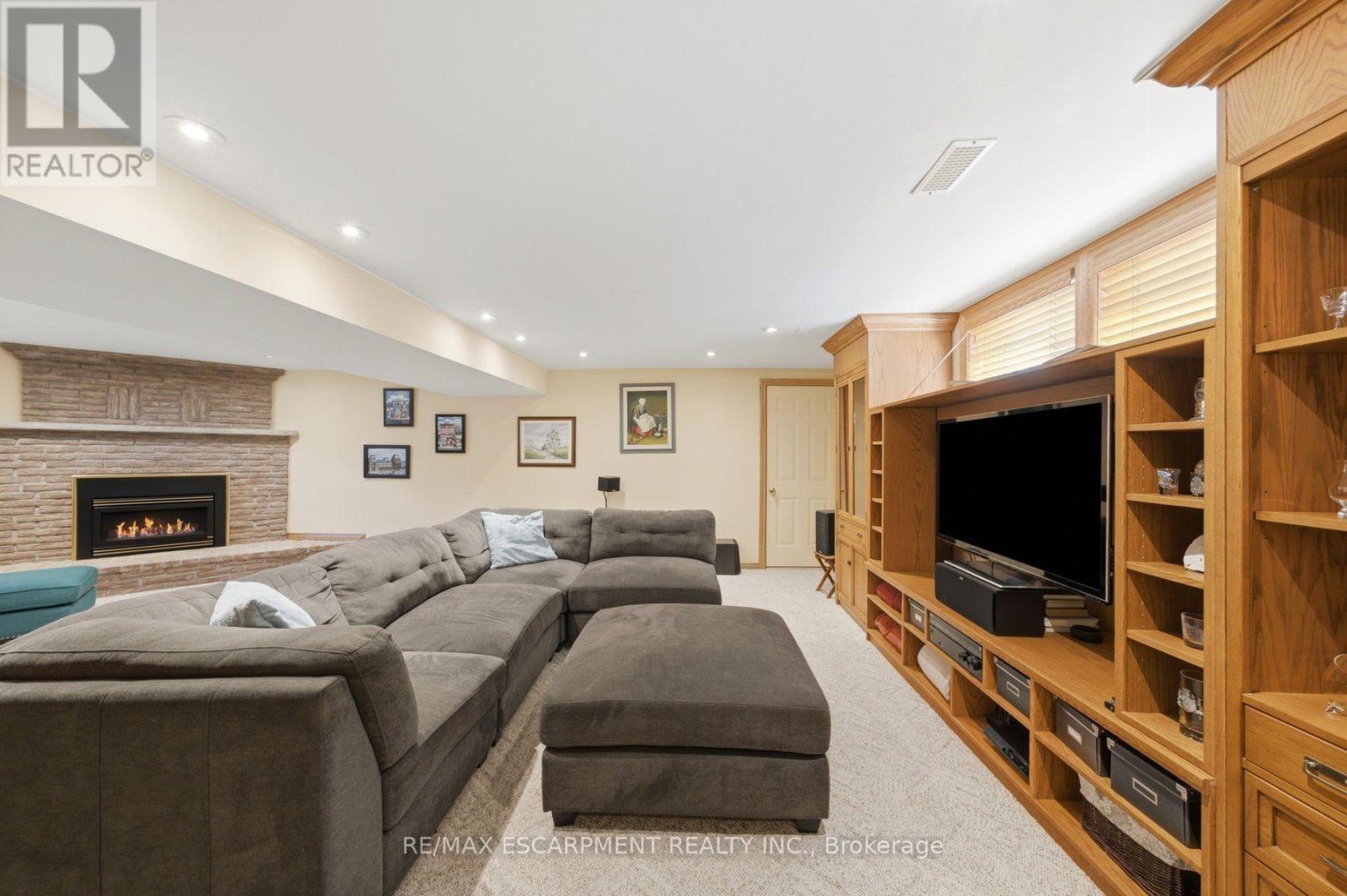 16 Redwood Court, Hamilton, ON photo 24