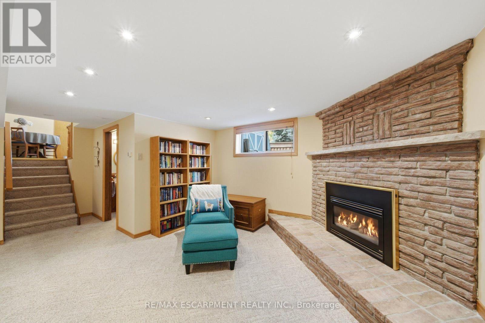 16 Redwood Court, Hamilton, ON photo 25