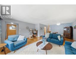 Family room - 16 Redwood Court, Hamilton, ON L8G2Y4 Photo 11