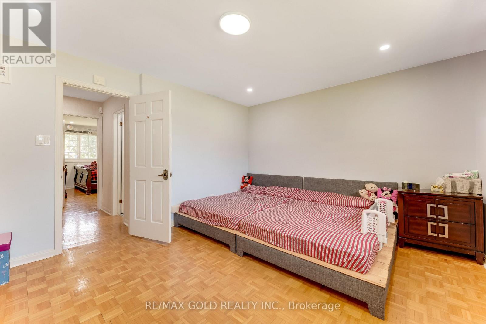 2047 HAMILTON ROAD - 31