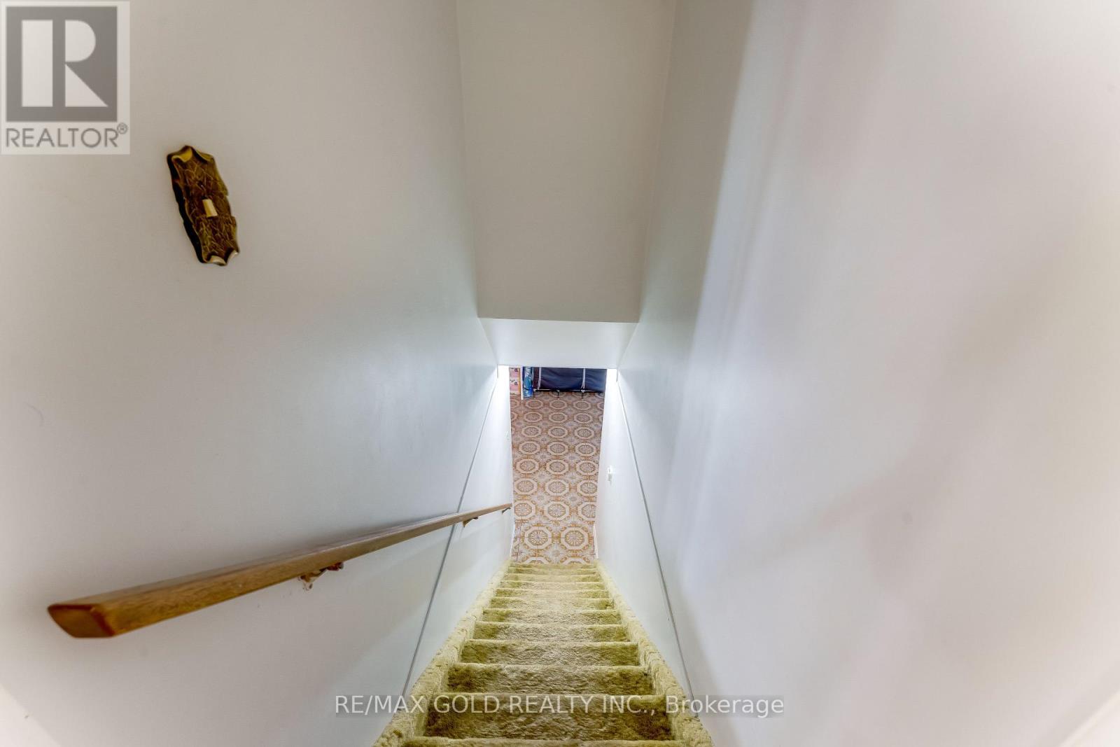 2047 Hamilton Road, London South, ON photo 34