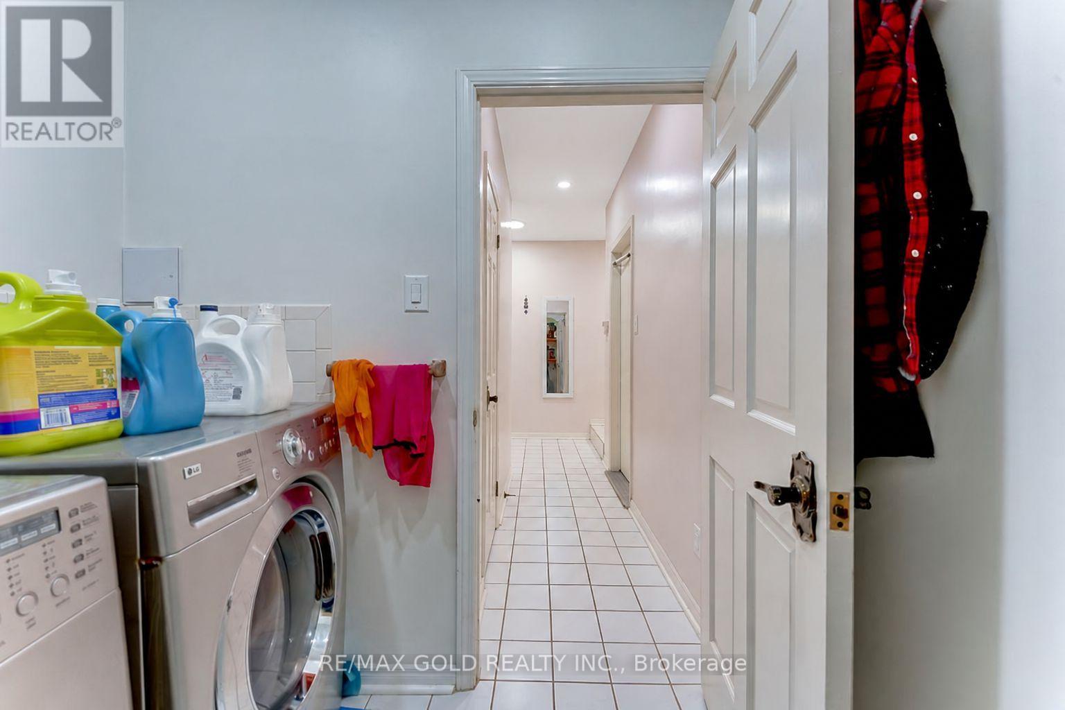 2047 HAMILTON ROAD - 8