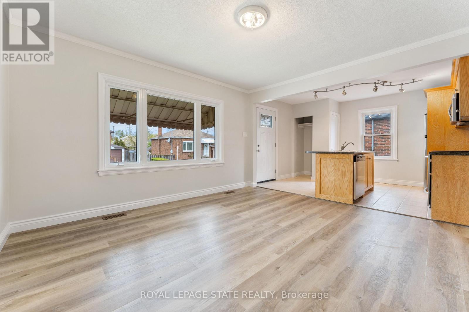 MAIN FLOOR - 65 EAST 11TH STREET, Hamilton (Inch Park) — photo 12