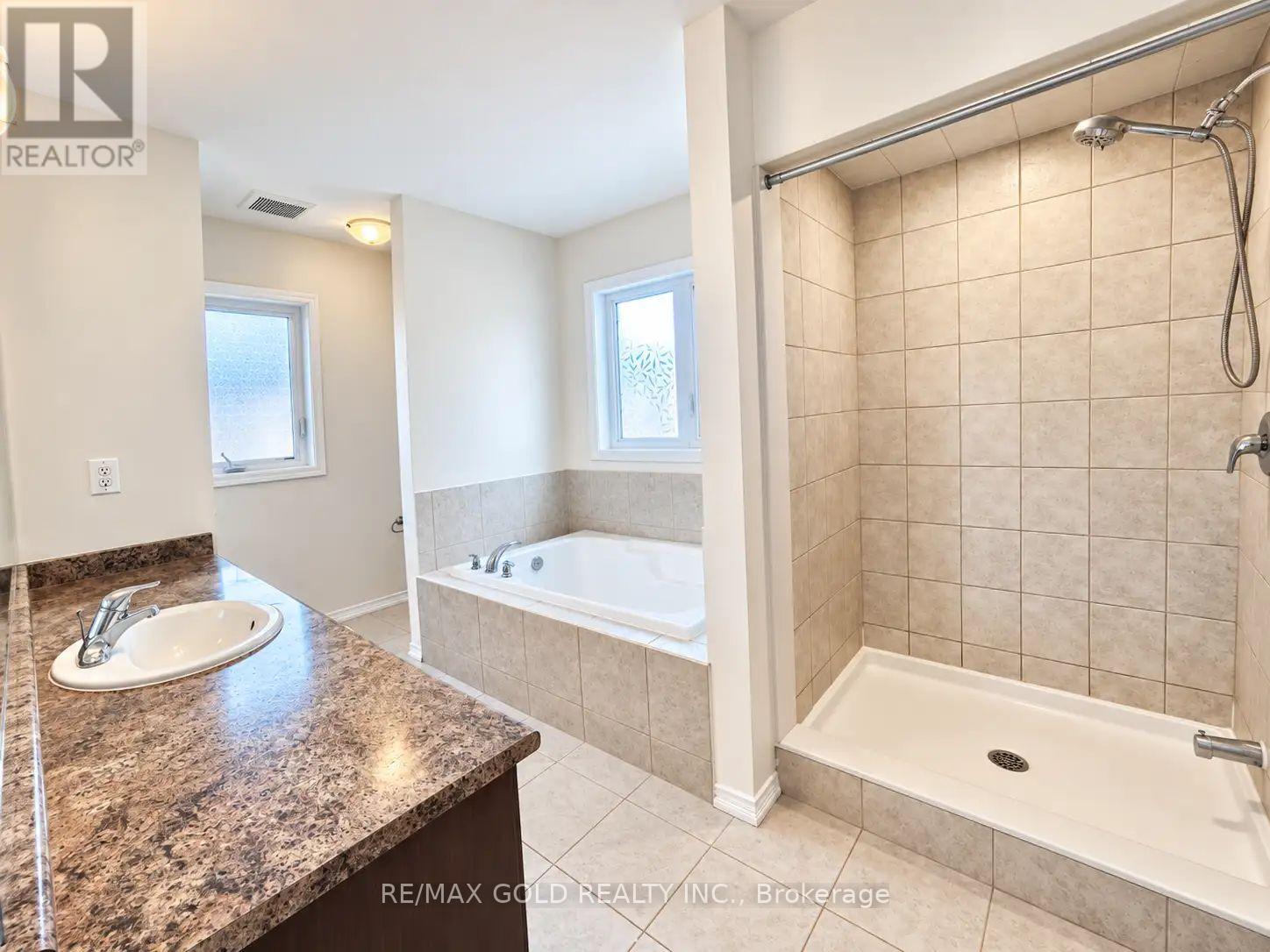 26 Alexandra Drive — photo 16
