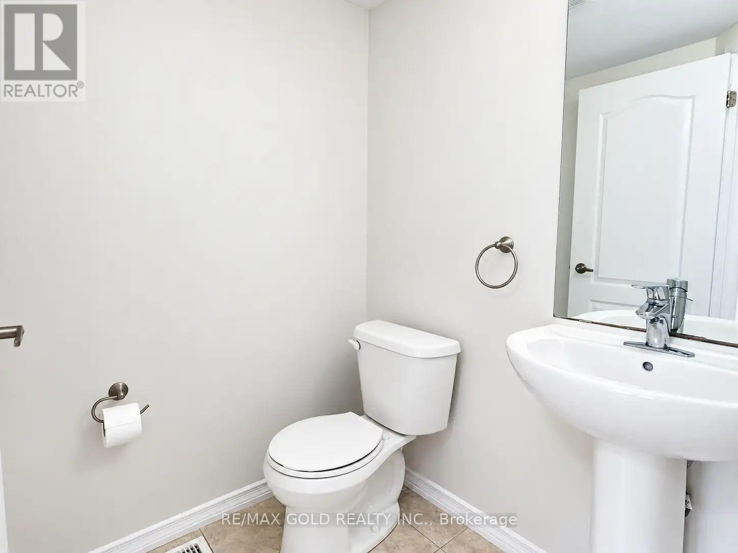 26 Alexandra Drive — photo 19
