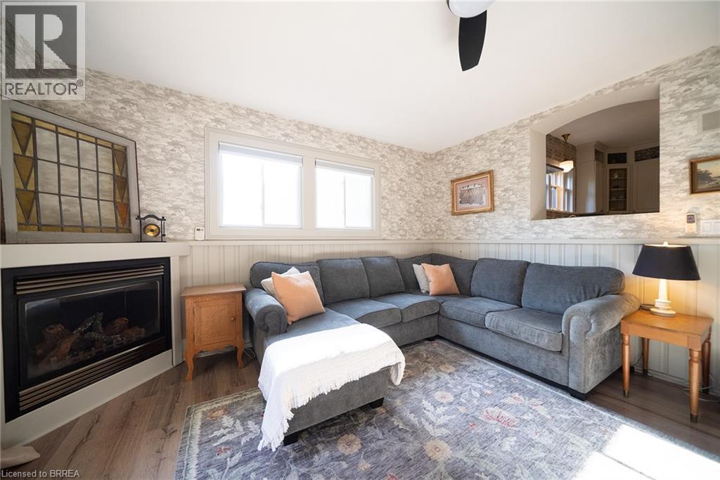 75 Walnut Street — photo 18