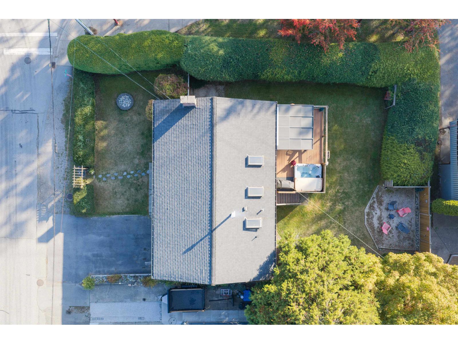 Photo of 8203 109B STREET 35