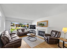 8203 109b Street, Delta, BC V4C4G9 Photo 12