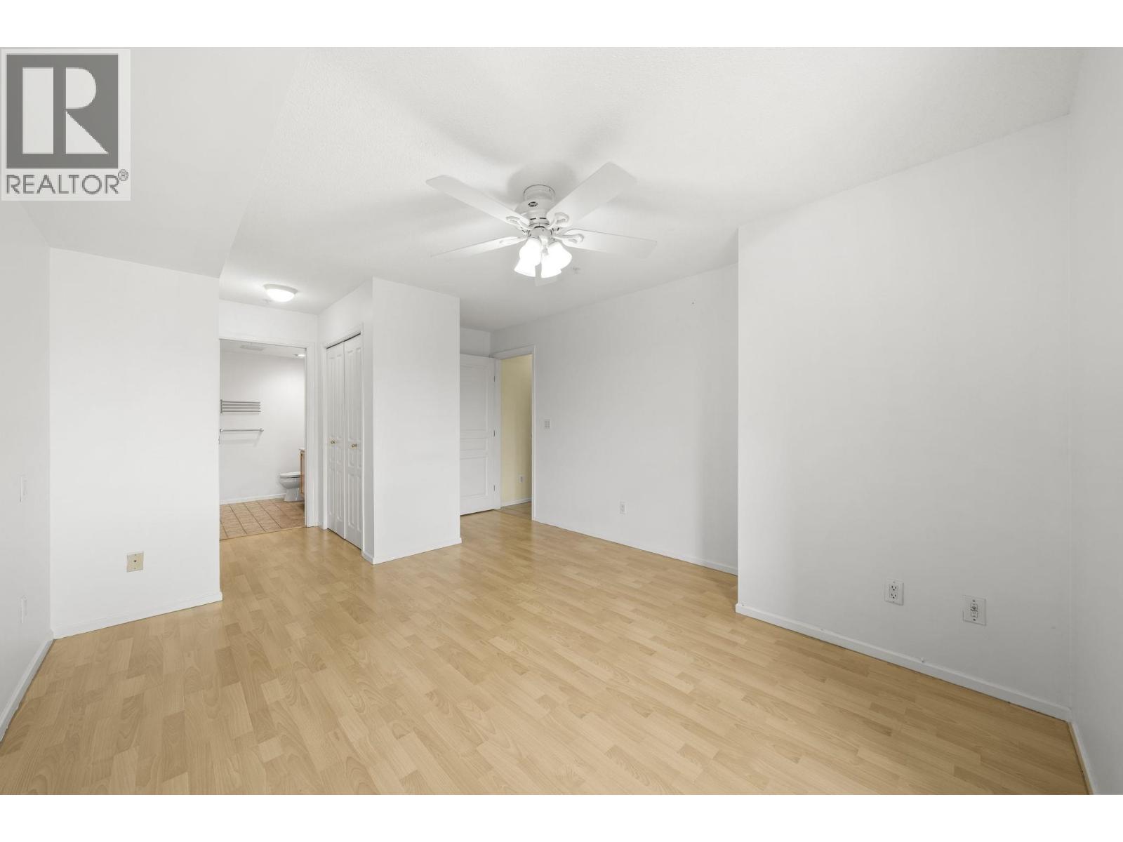 Photo of 302 5800 ANDREWS ROAD 22