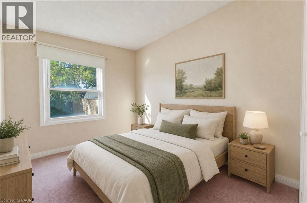 34 FIELDING Crescent - 18