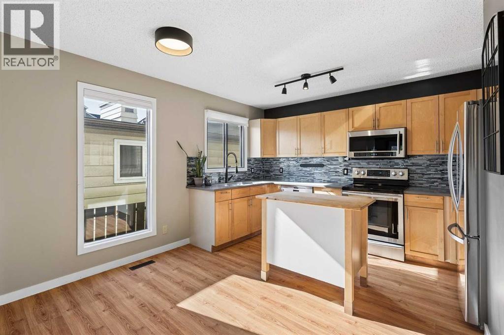 4, 1918 24A Street SW, Calgary