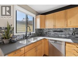 4, 1918 24A Street SW - photo 4