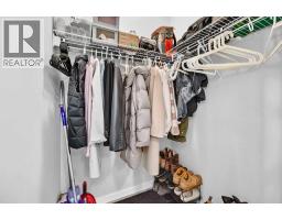 227 Creekstone Way Sw, Calgary, AB T2X4R2 Photo 22