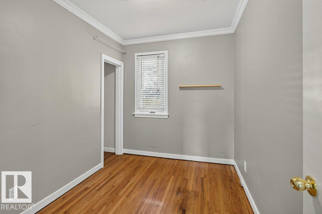 9742 88 AV NW, Edmonton — photo 18