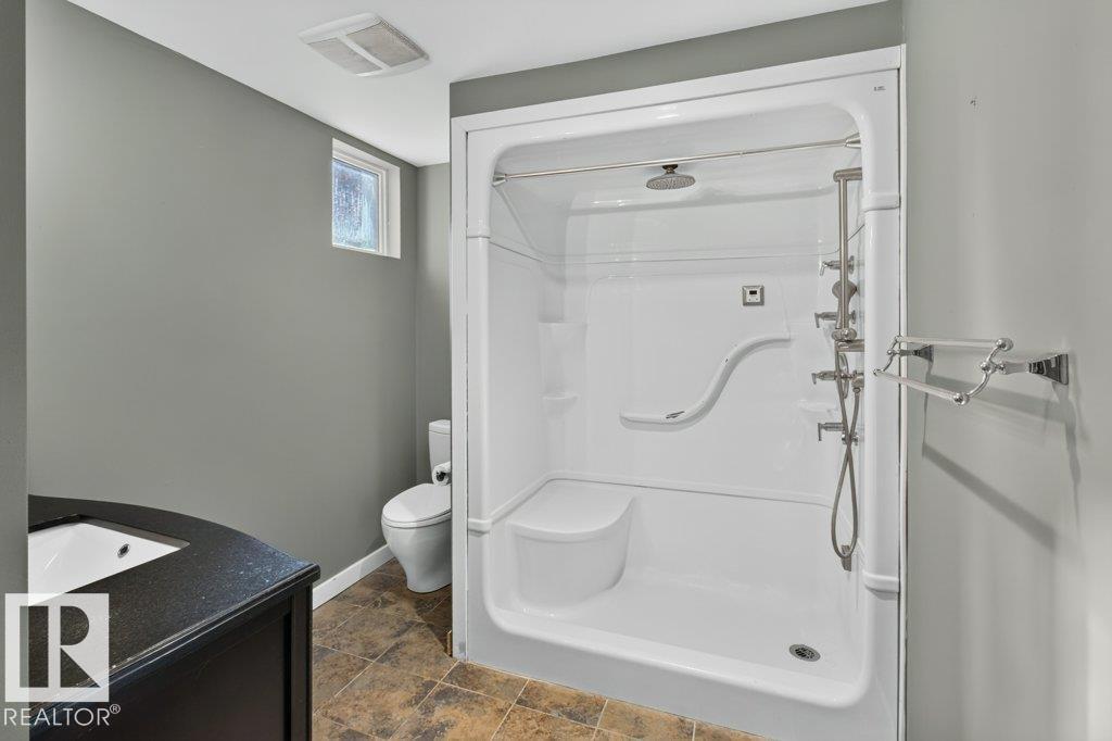 9742 88 AV NW, Edmonton — photo 33
