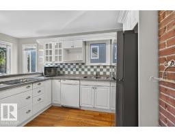 9742 88 Av Nw, Edmonton, AB T6E2P9 Photo 10