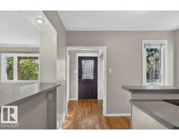 9742 88 Av Nw, Edmonton, AB T6E2P9 Photo 9