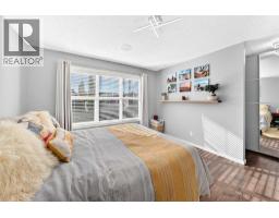 12 Sunrise View, Cochrane, AB T4C0W3 Photo 22