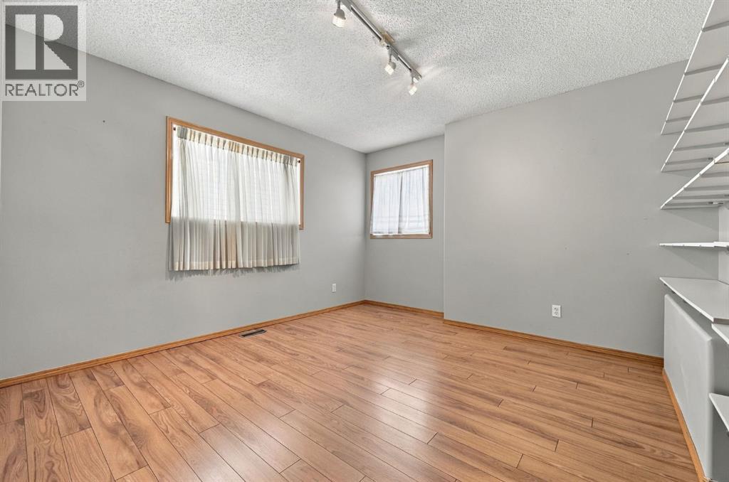 184 Hidden Circle NW photo 24