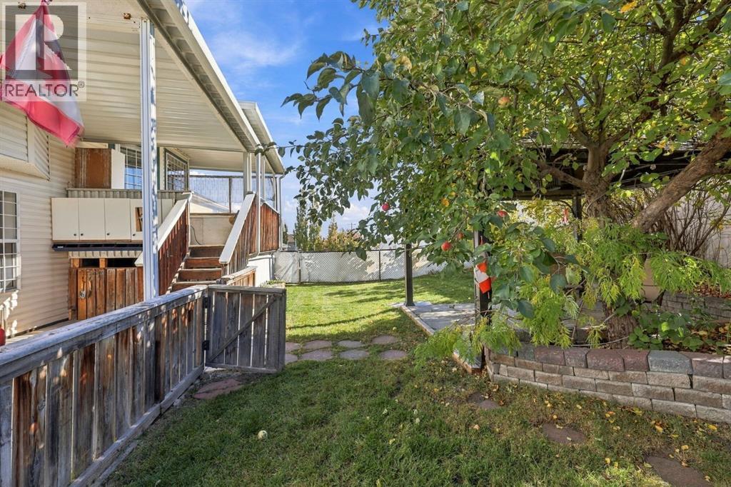 184 Hidden Circle NW photo 42