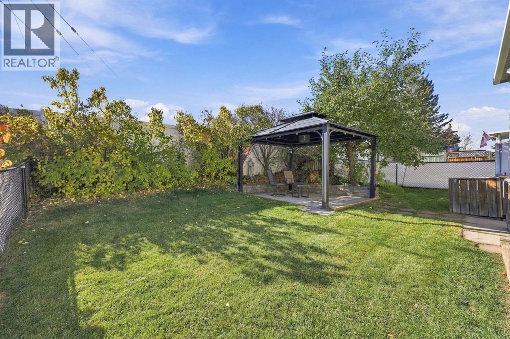 184 Hidden Circle NW photo 43