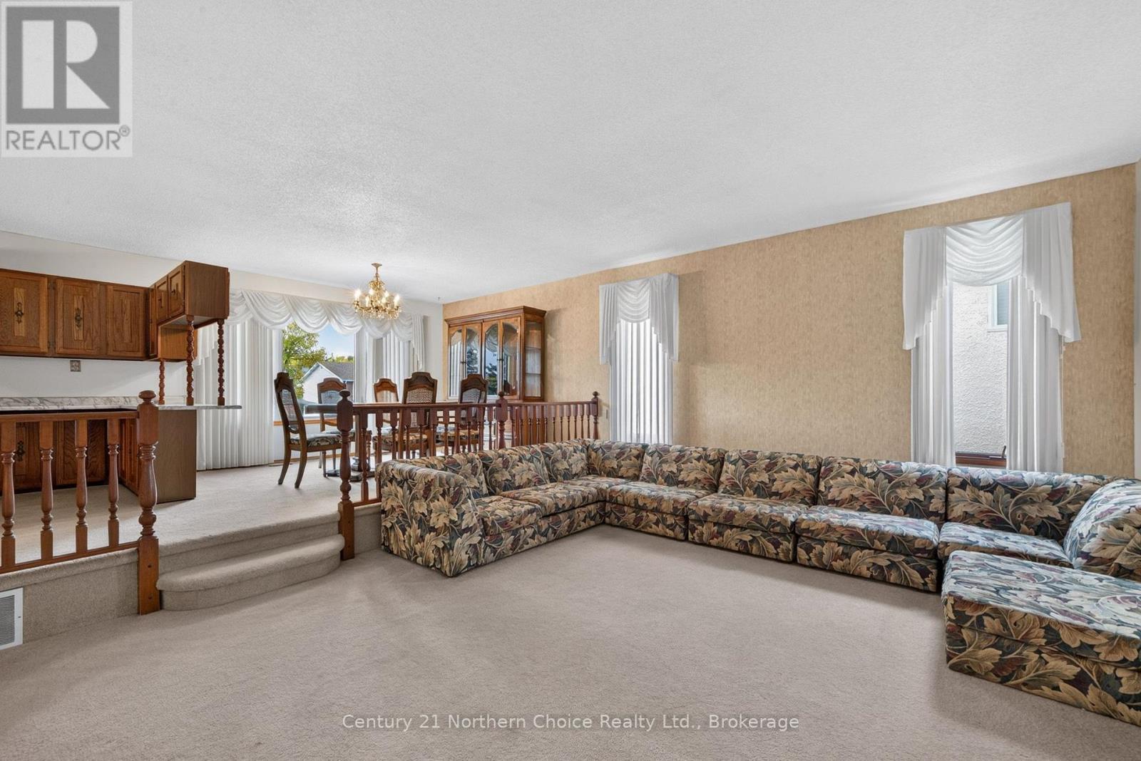 25 Cambrian Drive — photo 17