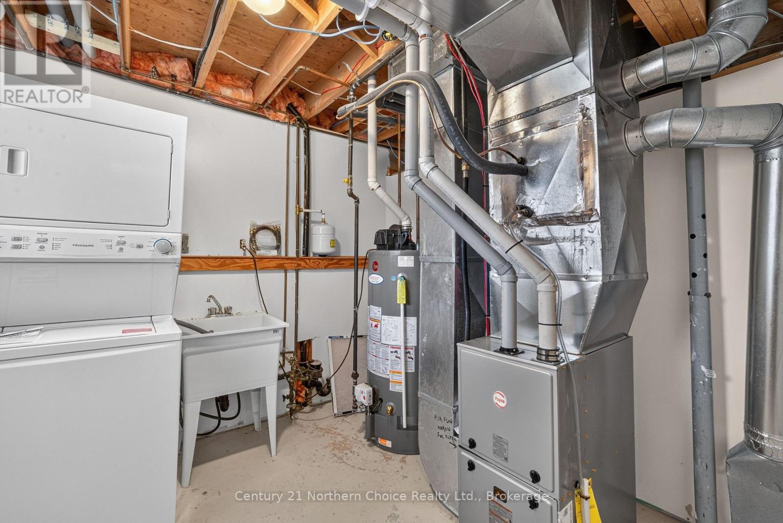 25 Cambrian Drive — photo 38