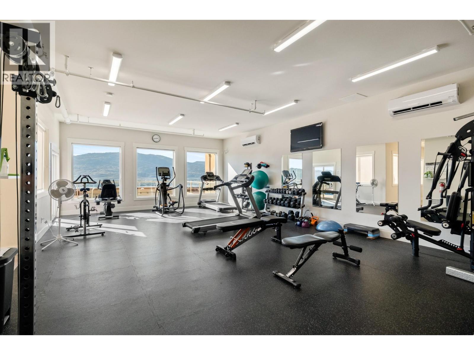 #6 2000 Valleyview Drive - 47