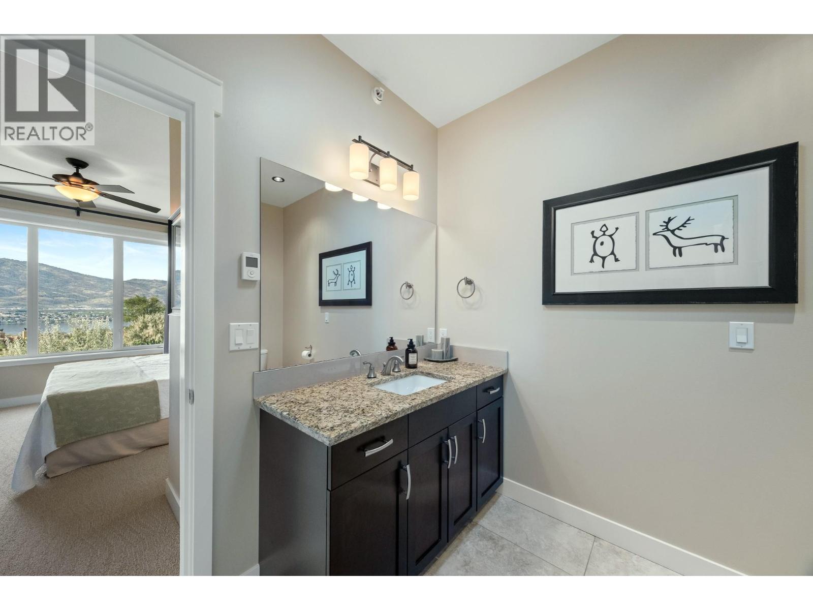 #6 2000 Valleyview Drive - 37