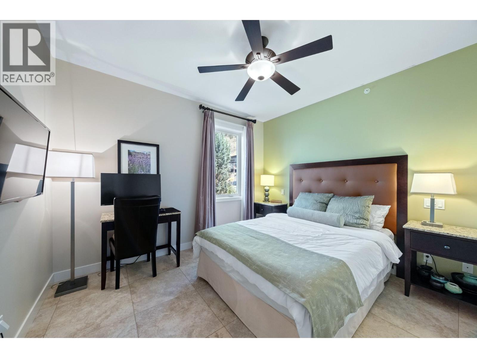#6 2000 Valleyview Drive - 40