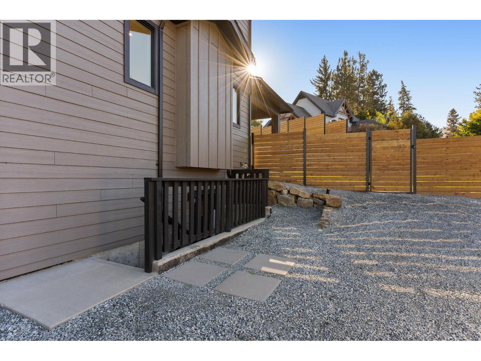 485 Sheila Crescent - 48