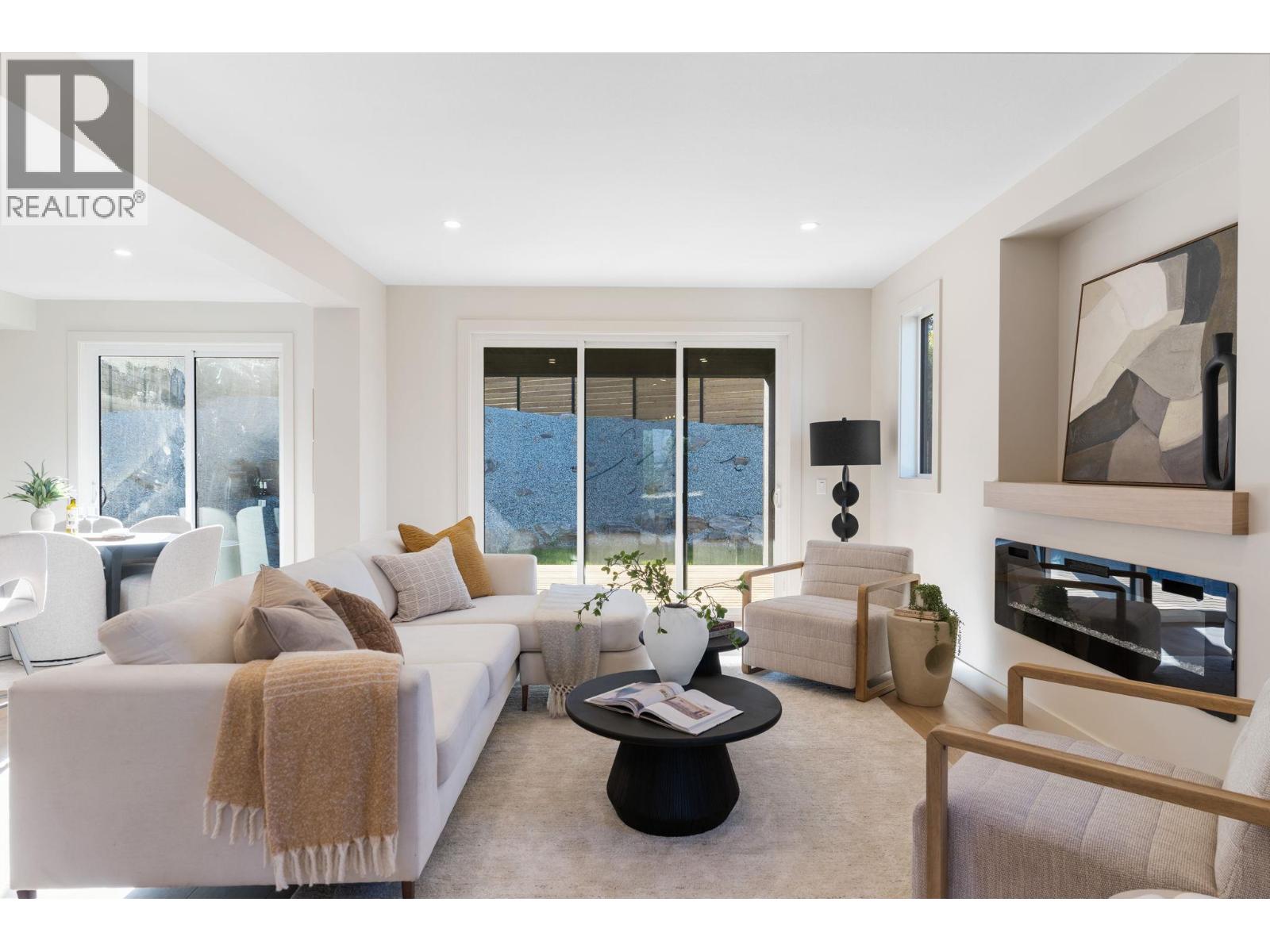 485 Sheila Crescent - 4