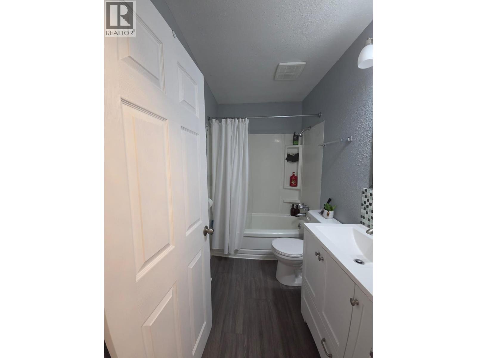 #126 5100 53 Street SW - 25