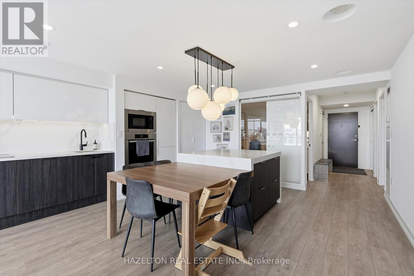 151 Dan Leckie Way — photo 18