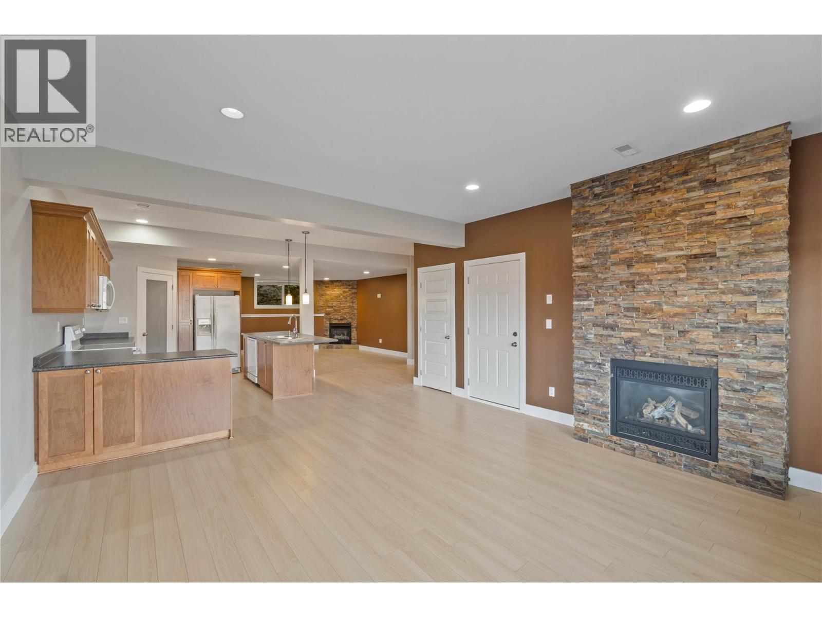 4732 Uplands Drive - 42