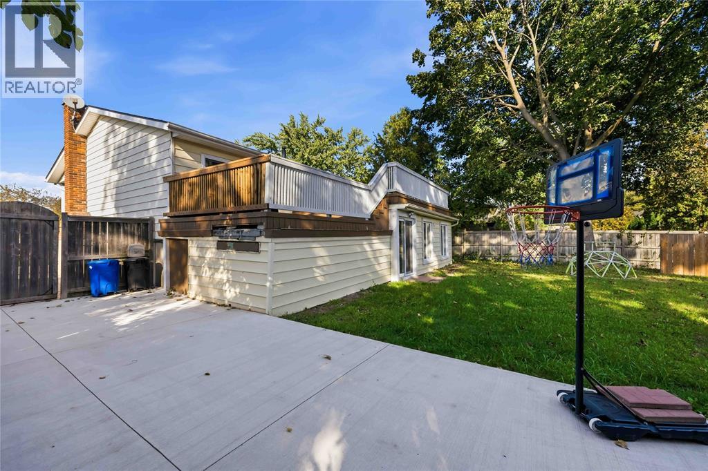 409 HUXLEY AVENUE - 37