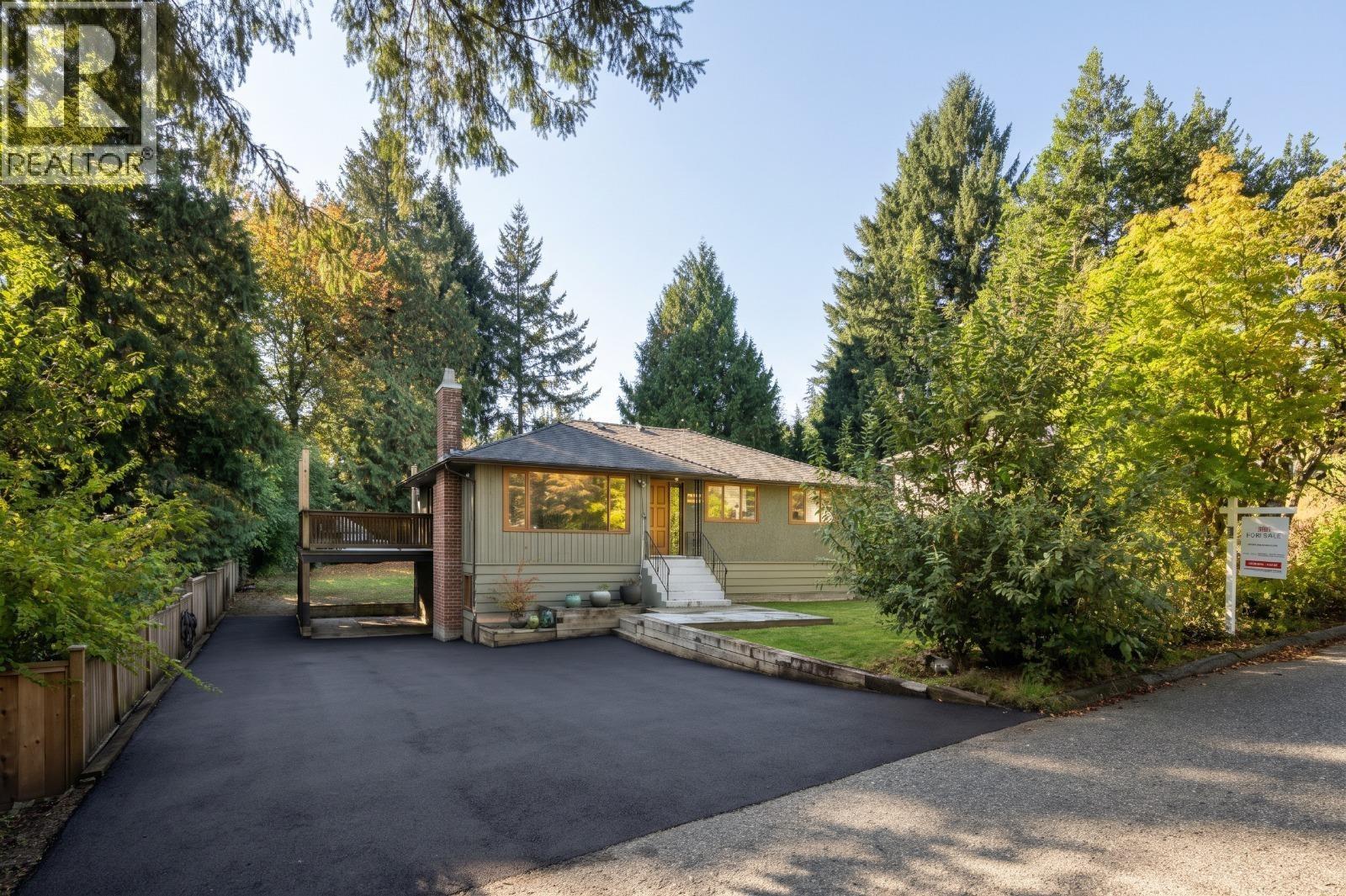Photo of 1561 MERLYNN CRESCENT 38