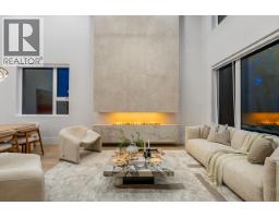 8940 Fairdell Place, Richmond, BC V7C3Y3 Photo 10