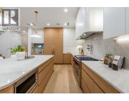 8940 Fairdell Place, Richmond, BC V7C3Y3 Photo 15