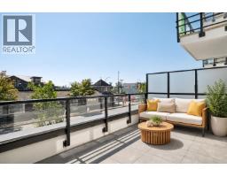 207 1080 Marine Drive, North Vancouver, BC V7P3C4 Photo 8