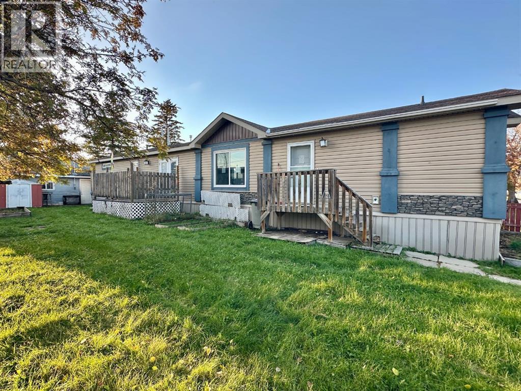 5524 Wagoner Crescent, Whitecourt — photo 3