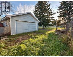 Bedroom - 5524 Wagoner Crescent, Whitecourt, AB T7S1A8 Photo 6