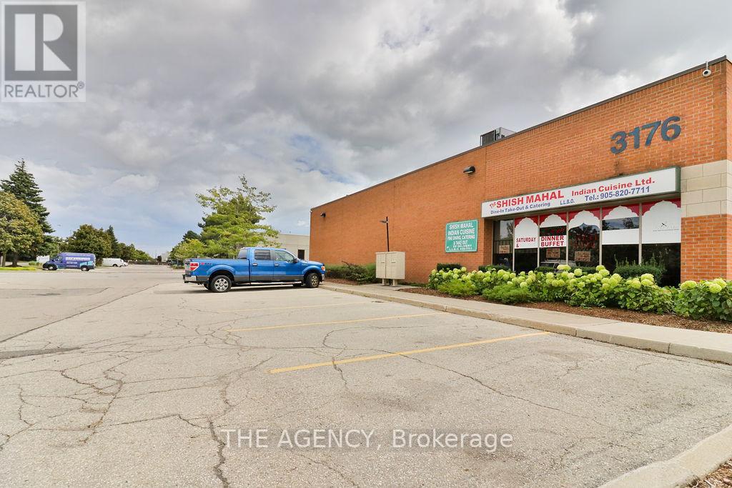 3176 RIDGEWAY DRIVE, Mississauga (Western Business Park) — photo 2