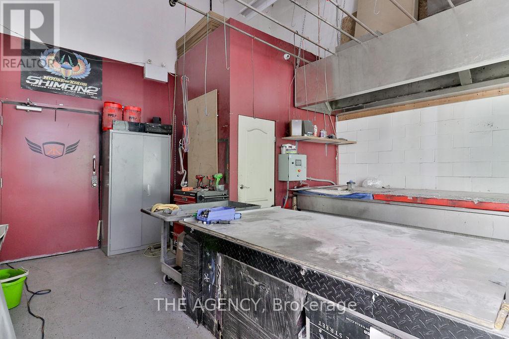 3176 Ridgeway Drive — photo 33