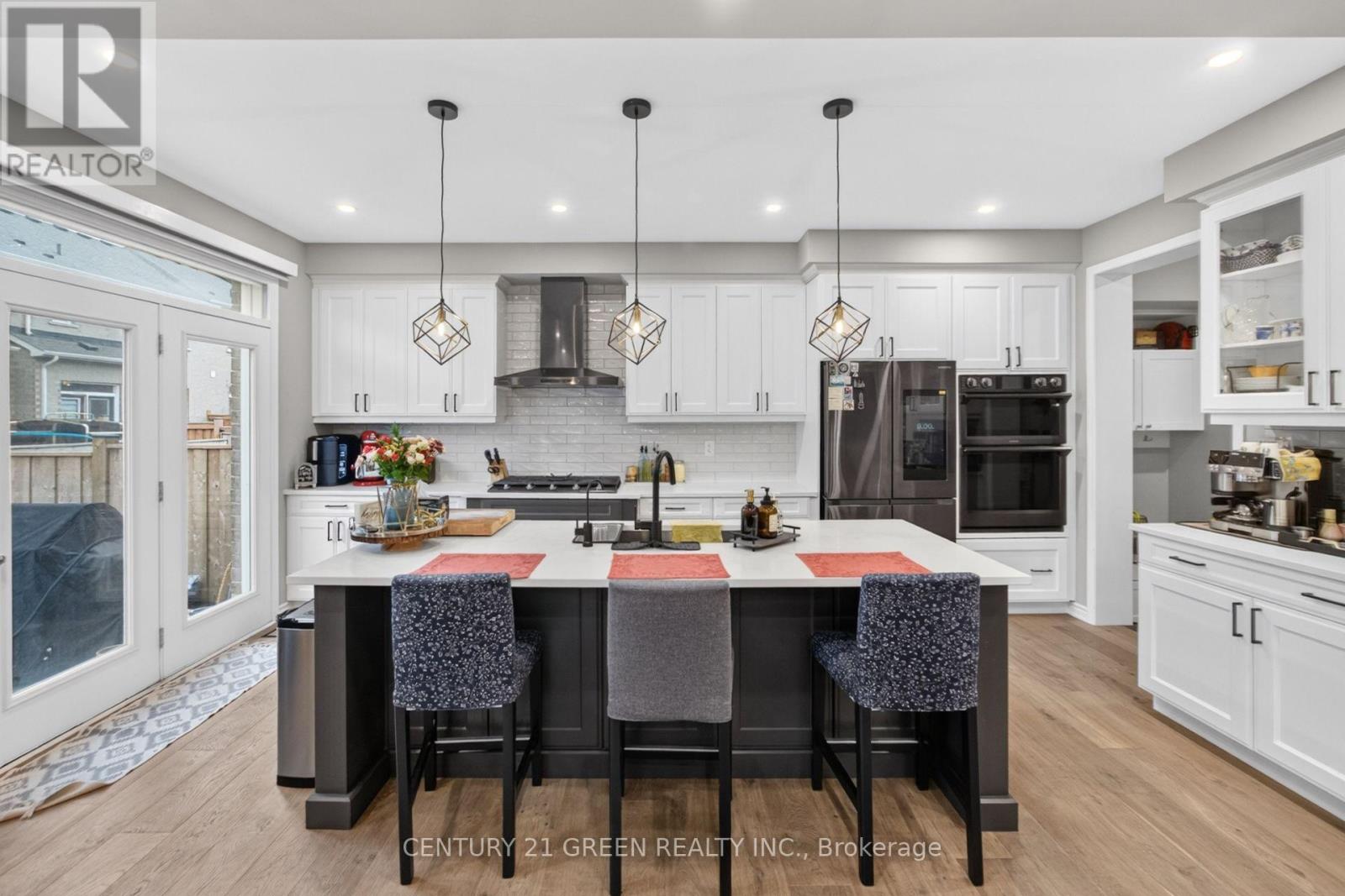 1570 Severn Drive — photo 18